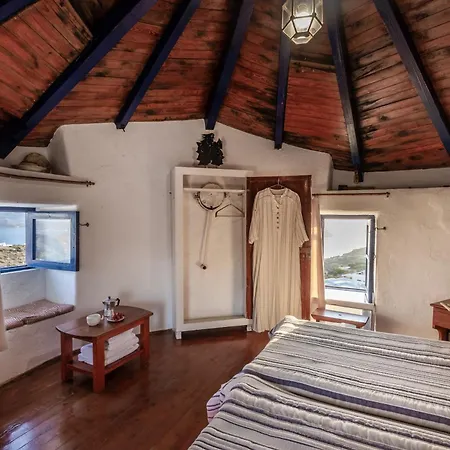 Semesterbostad Milos Vaos Windmill Plaka (Milos)