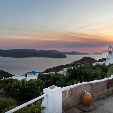 Milos Vaos Windmill Plaka (Milos)