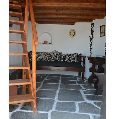 Milos Vaos Windmill بيت للعطل *