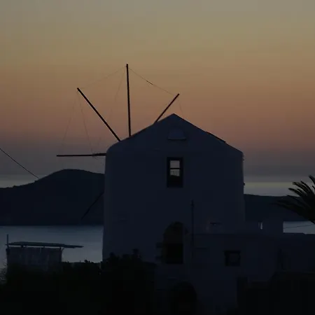 بيت للعطل Milos Vaos Windmill Plaka (Milos)